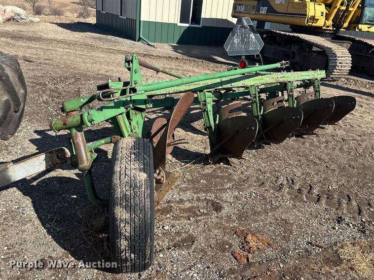 image for item FK1700 John Deere five bottom plow