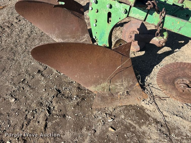 image for item FK1700 John Deere five bottom plow