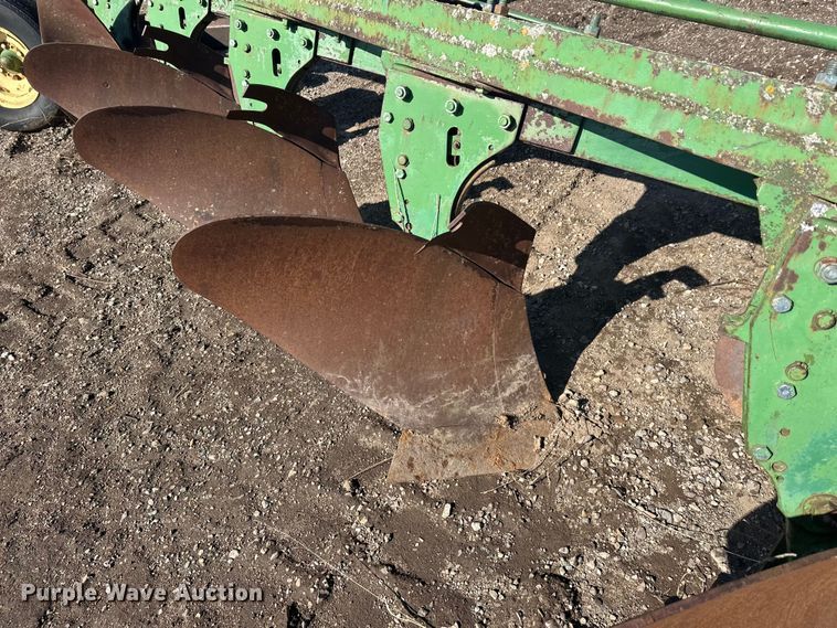 image for item FK1700 John Deere five bottom plow