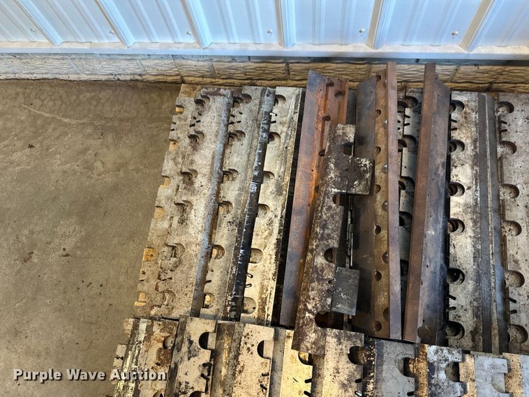 image for item FK1704 Morbark 23 wood chipper parts