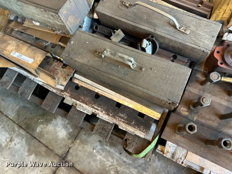 image for item FK1705 Morbark 20 wood chipper parts