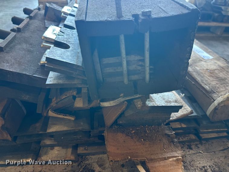 image for item FK1705 Morbark 20 wood chipper parts