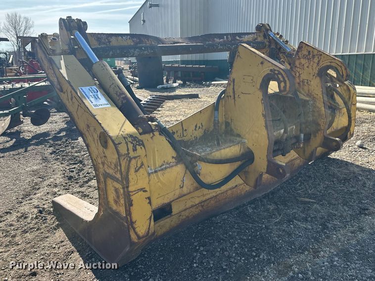 image for item FK1709 Wheel loader grapple bucket