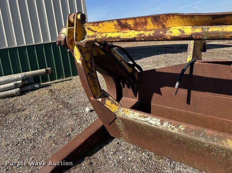 image for item FK1709 Wheel loader grapple bucket