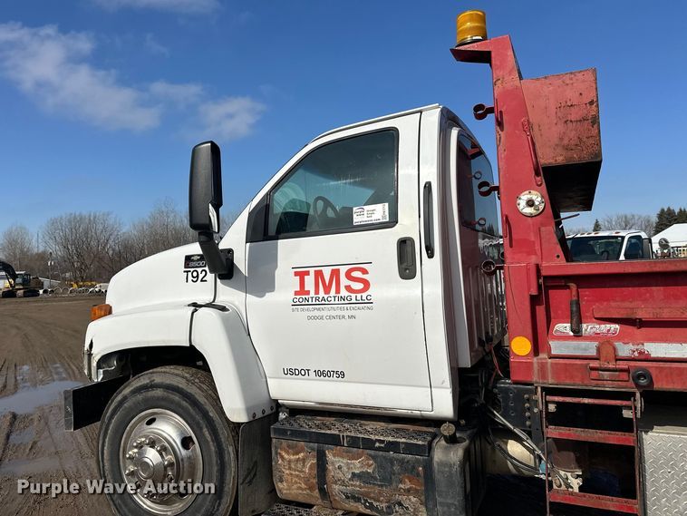 image for item FK1713 2006 Chevrolet C8500 dump truck