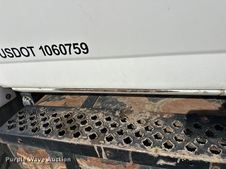 image for item FK1713 2006 Chevrolet C8500 dump truck