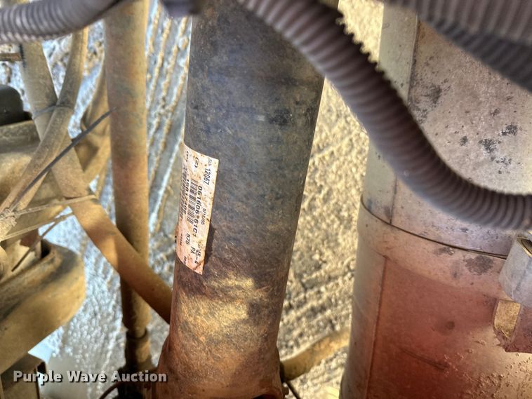 image for item FK1713 2006 Chevrolet C8500 dump truck