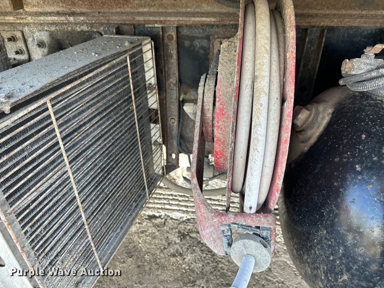 image for item FK1713 2006 Chevrolet C8500 dump truck