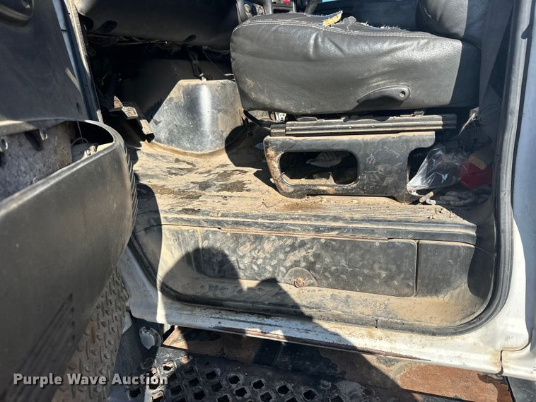 image for item FK1713 2006 Chevrolet C8500 dump truck