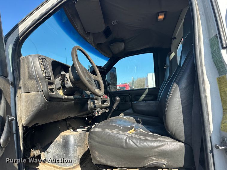 image for item FK1713 2006 Chevrolet C8500 dump truck