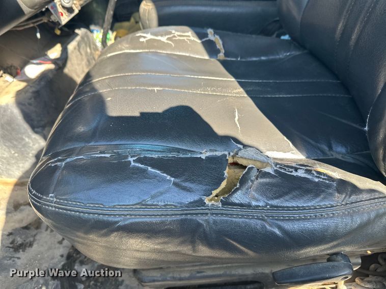 image for item FK1713 2006 Chevrolet C8500 dump truck