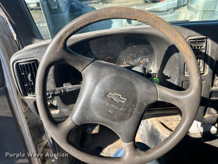 image for item FK1713 2006 Chevrolet C8500 dump truck