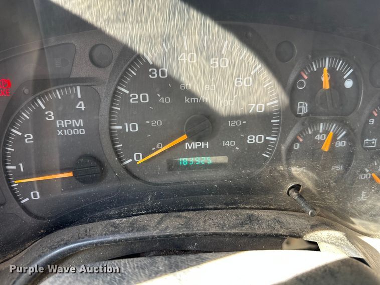 image for item FK1713 2006 Chevrolet C8500 dump truck