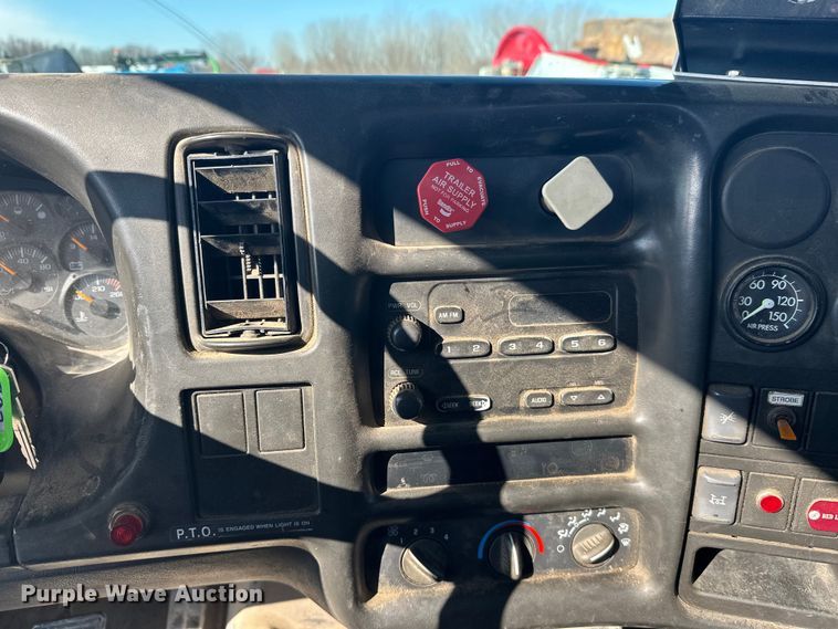 image for item FK1713 2006 Chevrolet C8500 dump truck