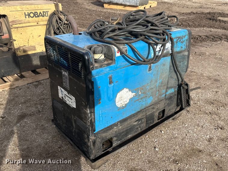 image for item FK1725 Miller Bobcat 250 welder