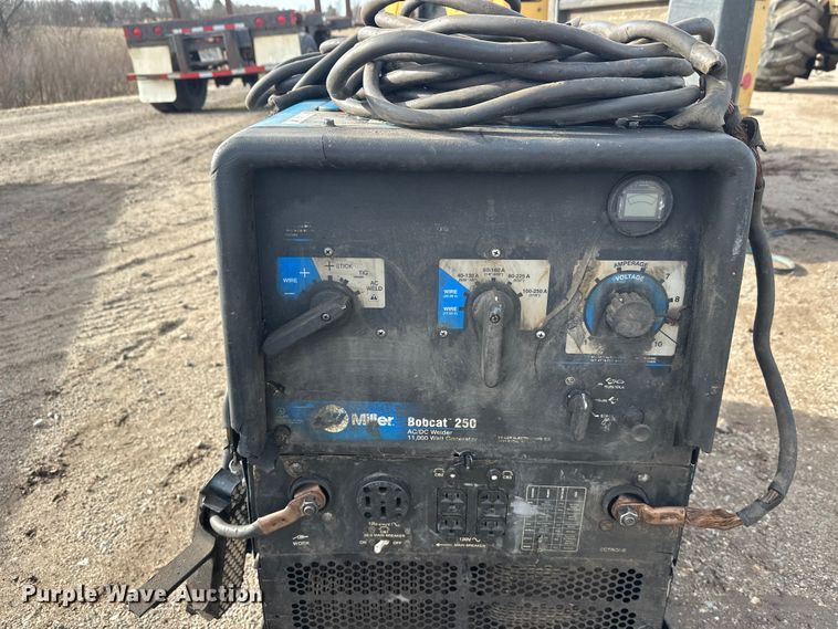 image for item FK1725 Miller Bobcat 250 welder