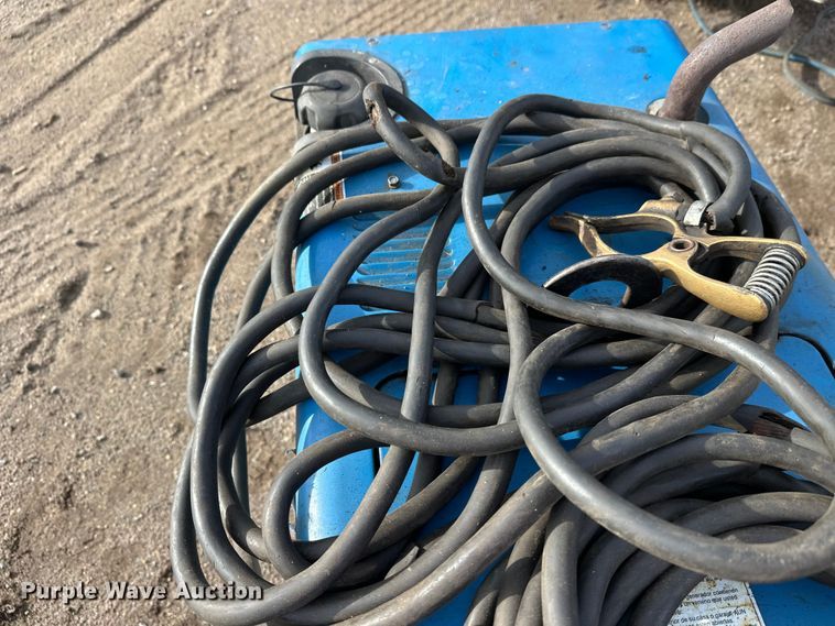 image for item FK1725 Miller Bobcat 250 welder