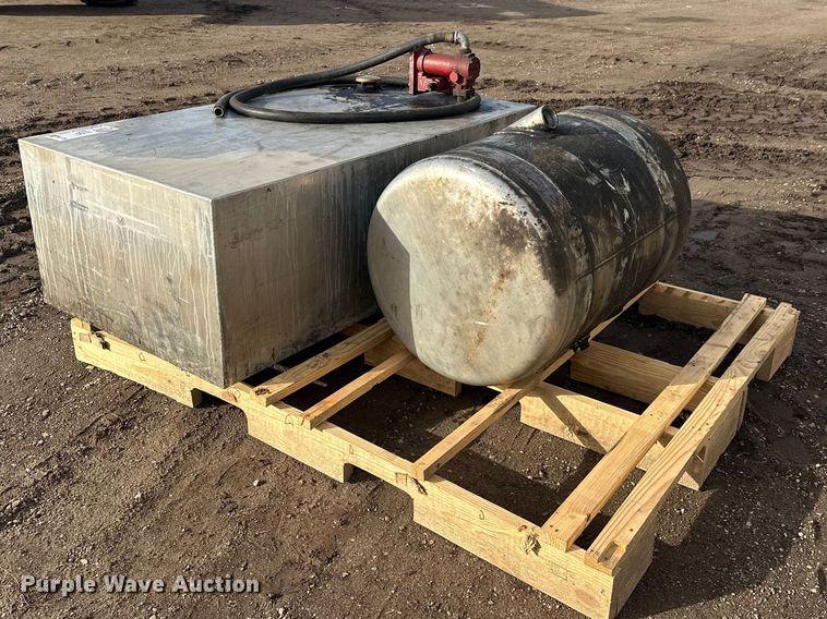 image for item FK1726 (2) fuel tanks