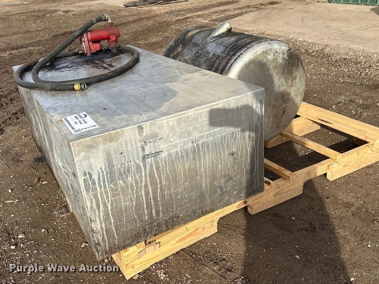 image for item FK1726 (2) fuel tanks