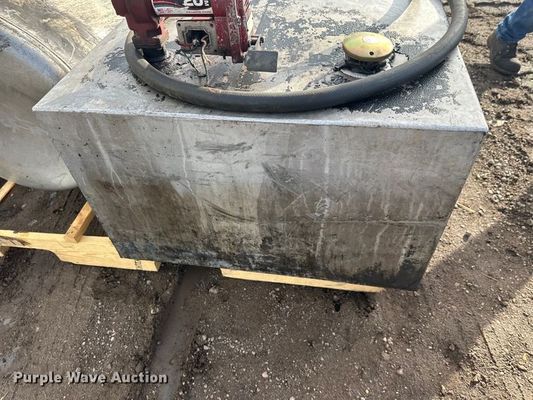 image for item FK1726 (2) fuel tanks