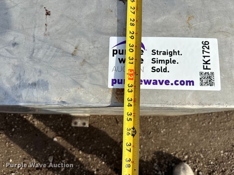 image for item FK1726 (2) fuel tanks