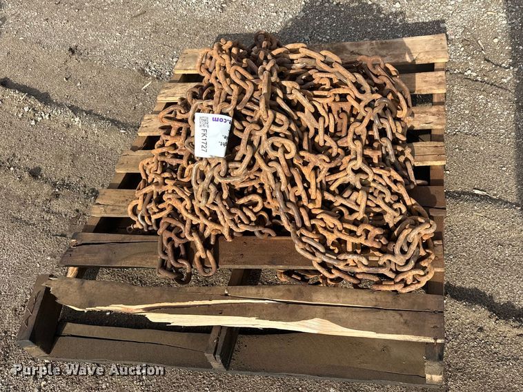 image for item FK1727 (2) tire chains