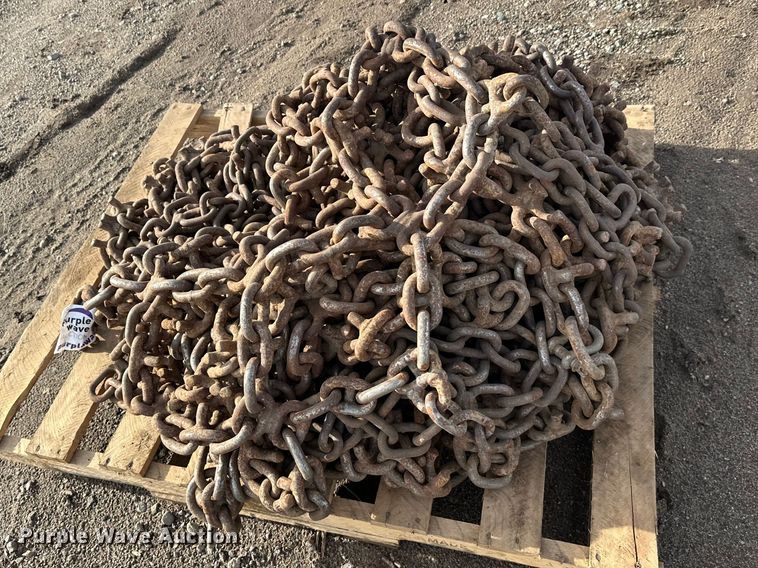 image for item FK1728 (2) tire chains