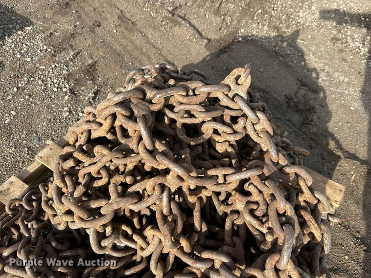 image for item FK1728 (2) tire chains