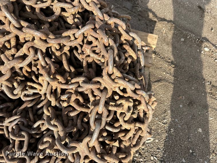 image for item FK1728 (2) tire chains