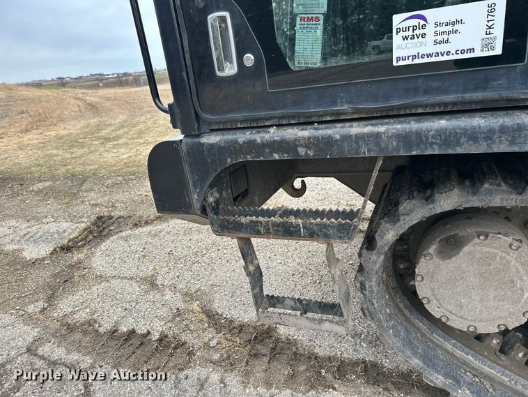 image for item FK1765 2016 Morooka MST-1500VD track carrier