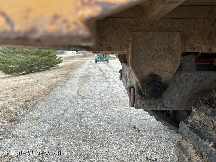 image for item FK1765 2016 Morooka MST-1500VD track carrier