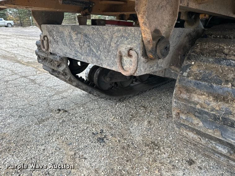 image for item FK1765 2016 Morooka MST-1500VD track carrier