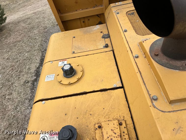 image for item FK1765 2016 Morooka MST-1500VD track carrier