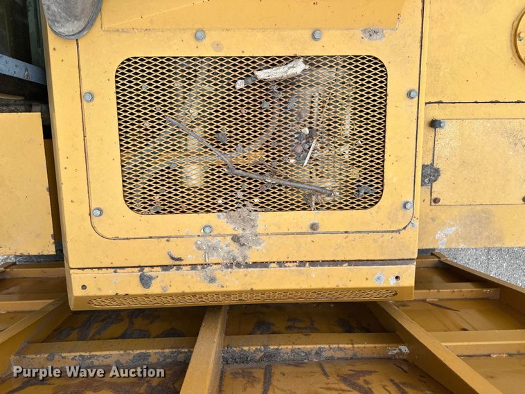 image for item FK1765 2016 Morooka MST-1500VD track carrier