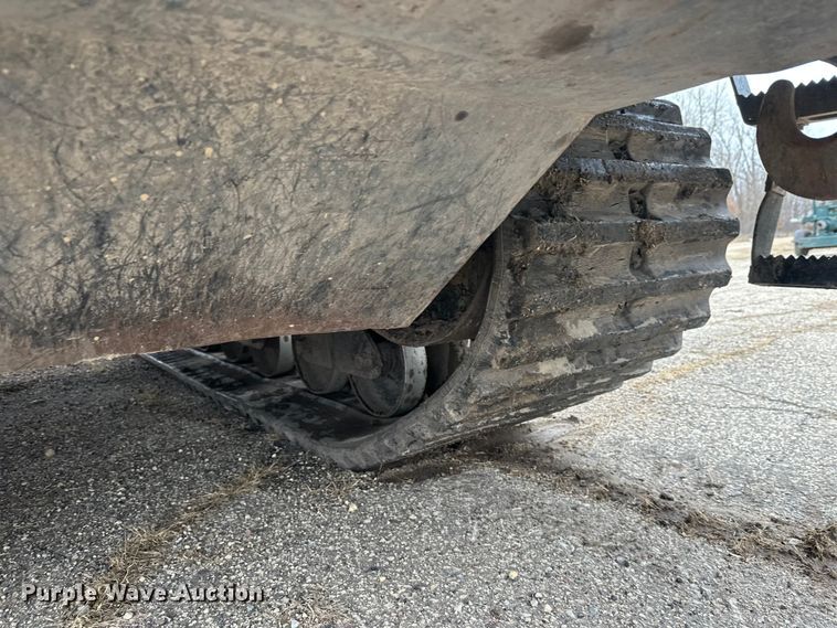 image for item FK1765 2016 Morooka MST-1500VD track carrier