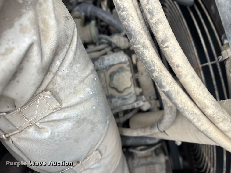 image for item FK1765 2016 Morooka MST-1500VD track carrier