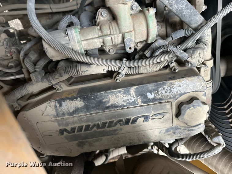 image for item FK1765 2016 Morooka MST-1500VD track carrier