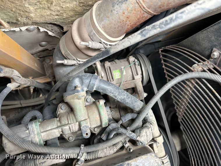 image for item FK1765 2016 Morooka MST-1500VD track carrier