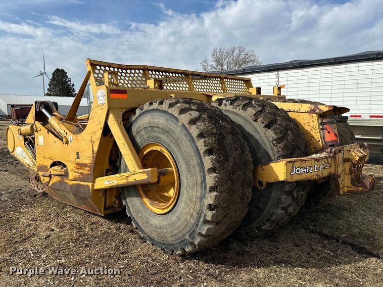 image for item FK1776 2009 John Deere 2112E scraper