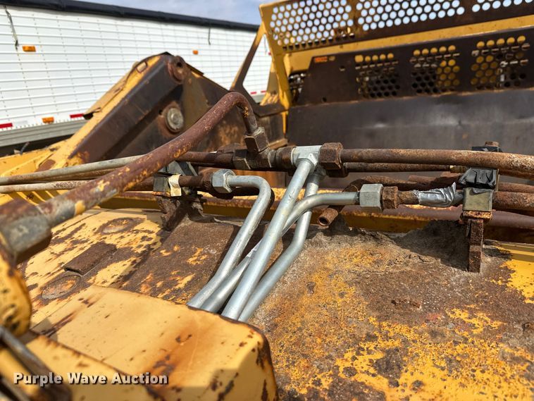 image for item FK1776 2009 John Deere 2112E scraper