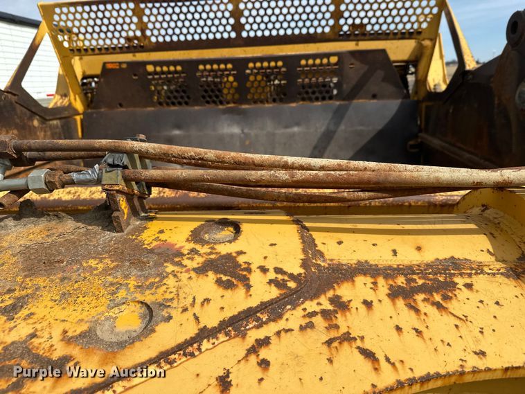 image for item FK1776 2009 John Deere 2112E scraper