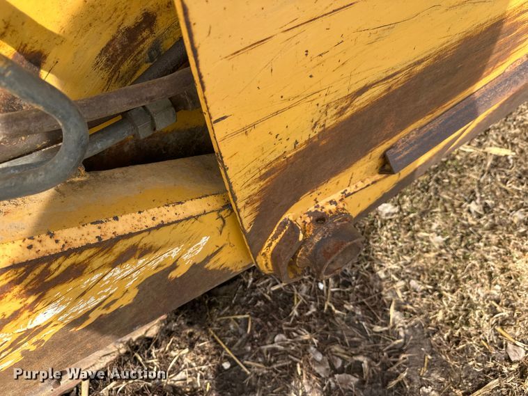 image for item FK1776 2009 John Deere 2112E scraper