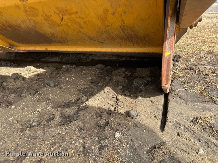 image for item FK1776 2009 John Deere 2112E scraper