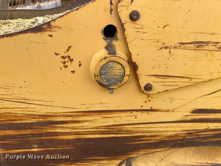 image for item FK1776 2009 John Deere 2112E scraper