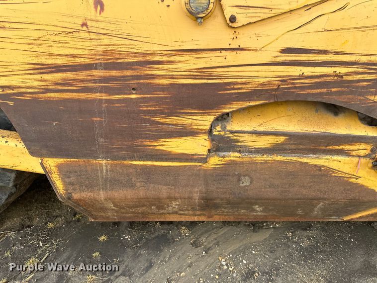 image for item FK1776 2009 John Deere 2112E scraper