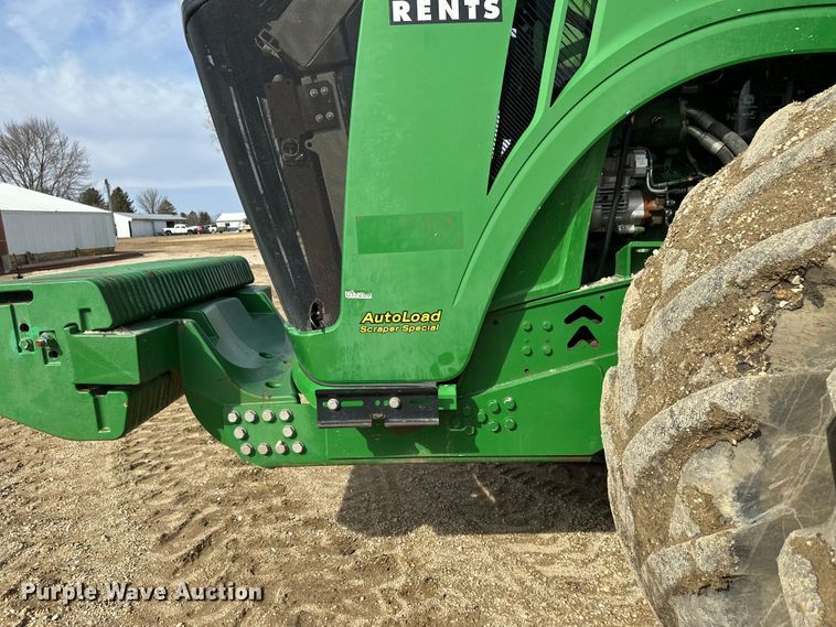 image for item FK1777 2015 John Deere 9570R Scraper Special 4WD tractor