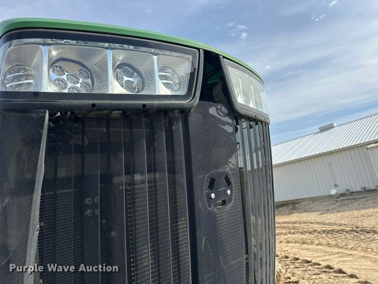 image for item FK1777 2015 John Deere 9570R Scraper Special 4WD tractor