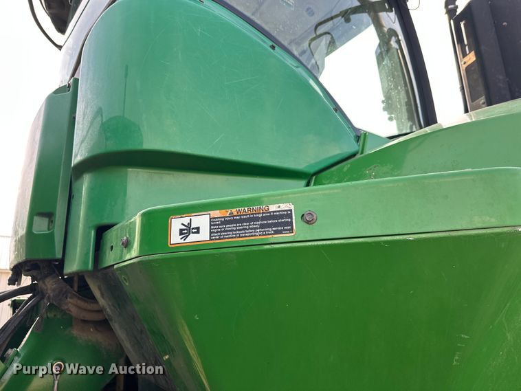 image for item FK1777 2015 John Deere 9570R Scraper Special 4WD tractor