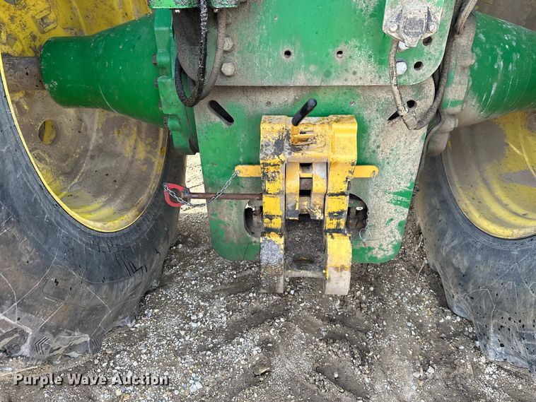 image for item FK1777 2015 John Deere 9570R Scraper Special 4WD tractor