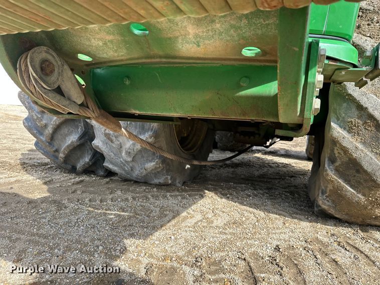 image for item FK1777 2015 John Deere 9570R Scraper Special 4WD tractor